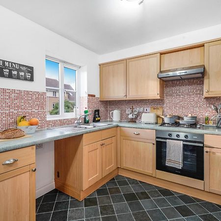 Station & Shops 3Min Walk I Heathrow 15 Mins I X2 Ensuites I Parking X2 Langley Marish Ngoại thất bức ảnh